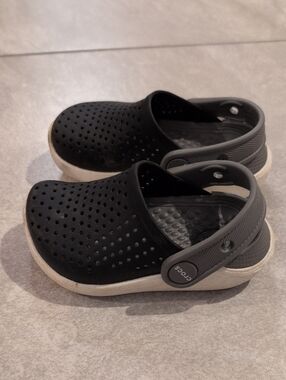 CROCS LiteRide Kids Black and White Clog with Gray Strap